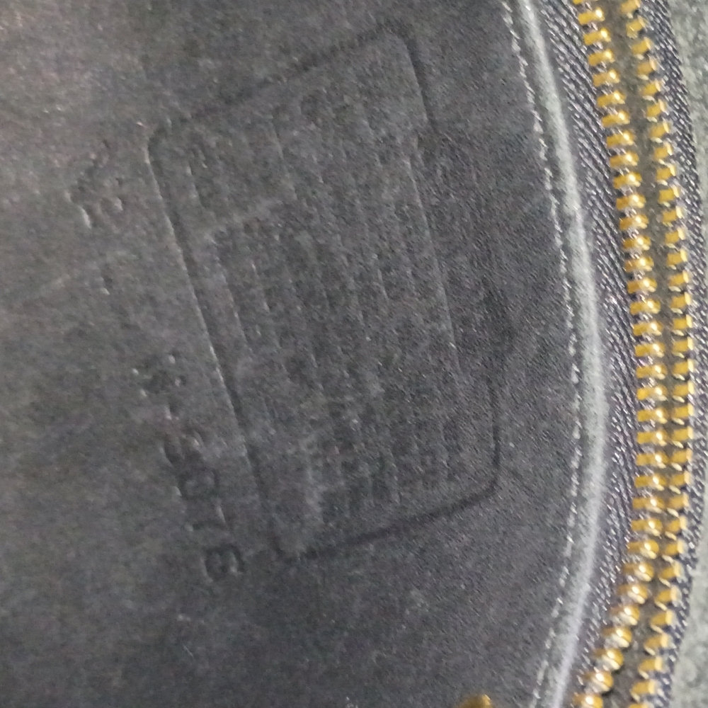 Coach Vintage Turn Lock Purse - Picture 8 of 8